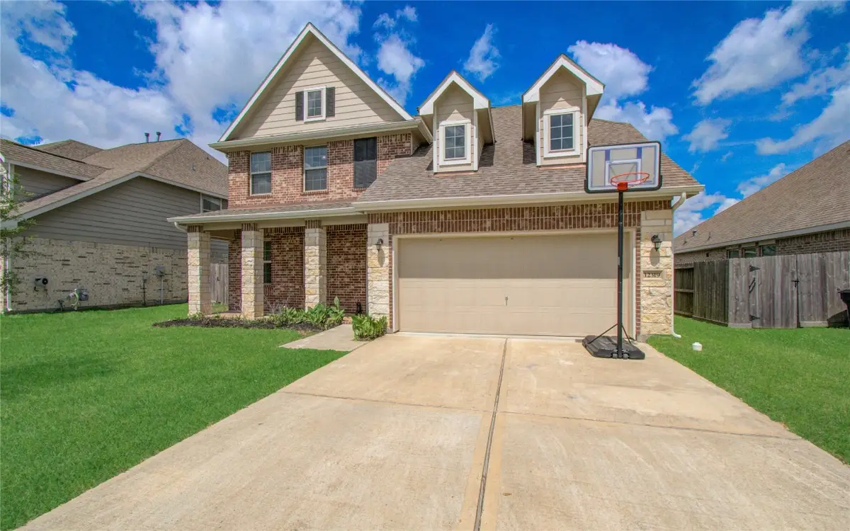 12319 Gatewood Drive, Monterey Belvieu, TX 77535 - #1