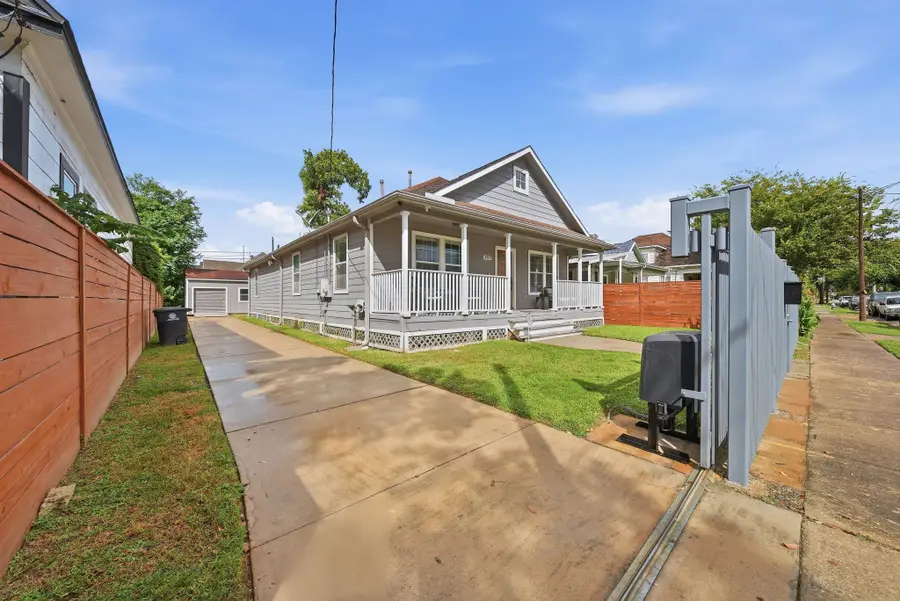1917 Chapman Street, Houston, TX 77009 - #2