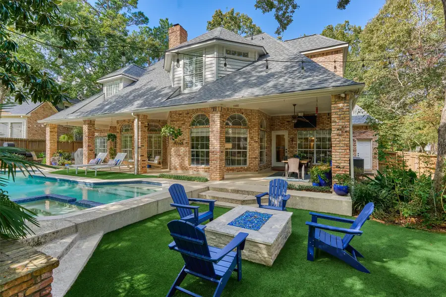 95 Wind Ridge Circle, The Woodlands, TX 77381 - Image #2