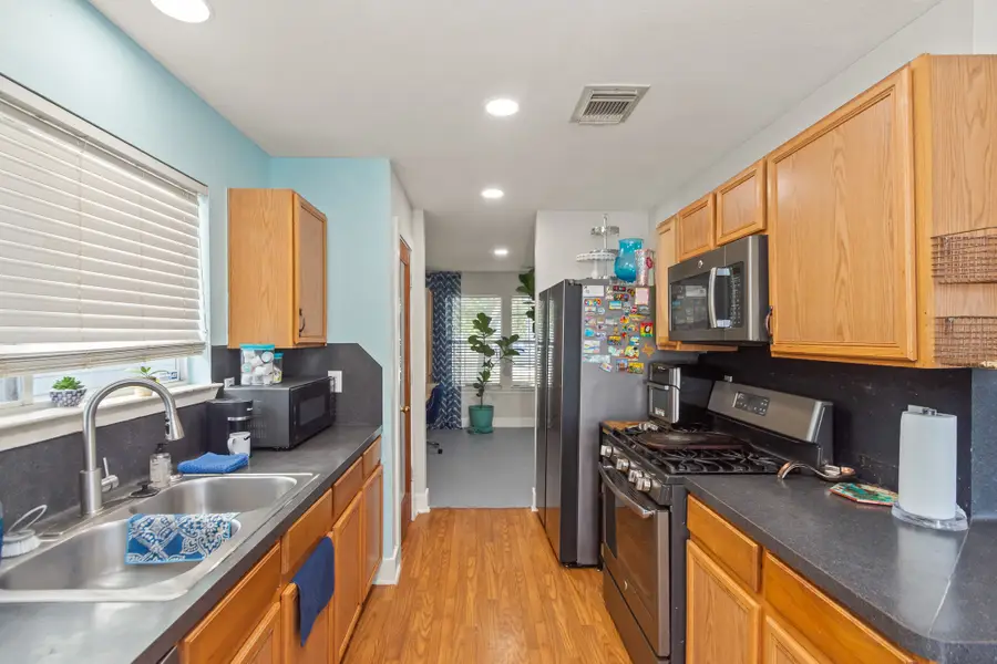 11929 Sanspereil Drive, Houston, TX 77047 - Image #3