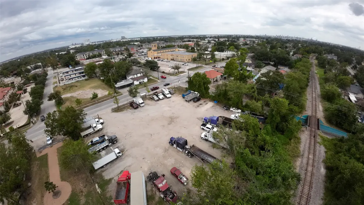 7206 Capitol St, Houston, TX 77011 - Image #1