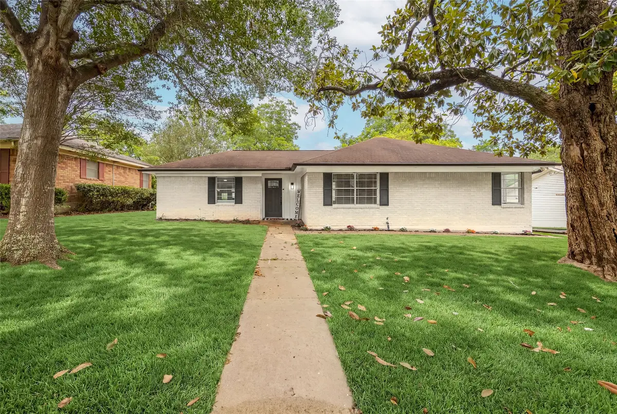 2411 Airline Drive, Brenham, TX 77833 - #1