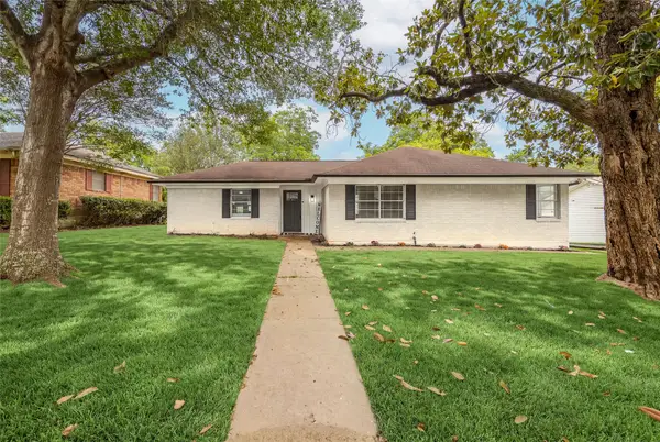 2411 Airline Drive, Brenham, TX 77833