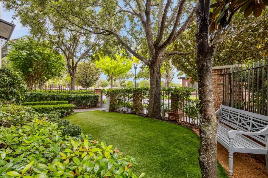 1126 Lake Pointe Parkway, Sugar Land, TX 77478 - Image #2