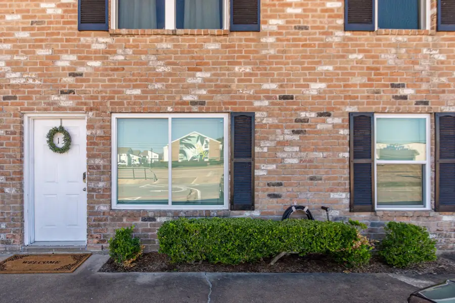 3535 Nasa Rd 1 Parkway #13, Seabrook, TX 77586 - Image #2