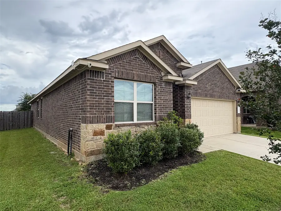 7027 Bonaire Vista Lane, Conroe, TX 77304 - #2