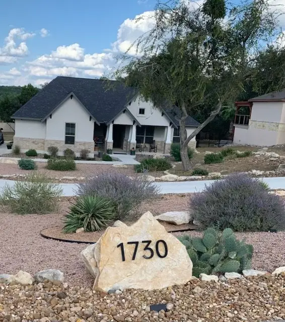 1730 Bella Vista, Canyon Lake, TX 78133