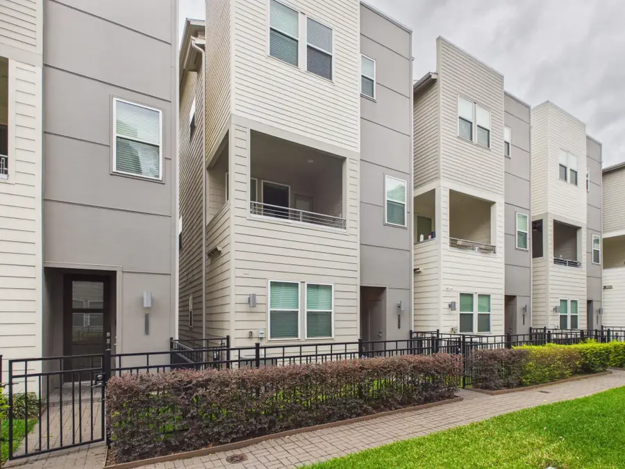 2711 Clinton Drive, Houston, TX 77020 - #2