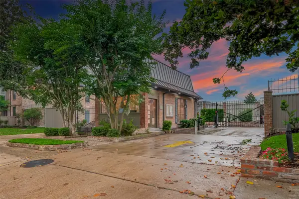 2400 N Braeswood Boulevard #129, Houston, TX 77030