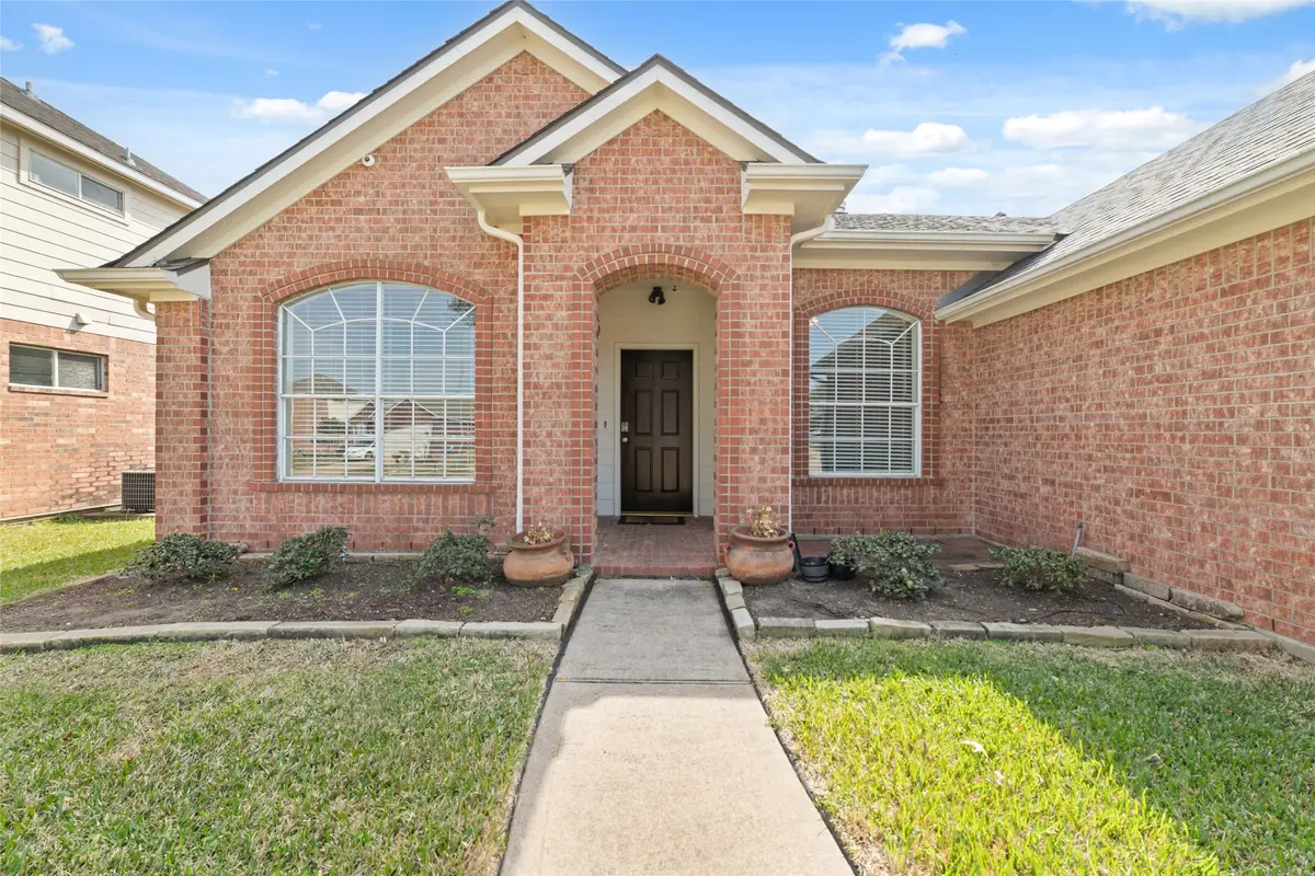 14235 Hidden Meadow Dr Drive, Sugar Land, TX 77498 - #1