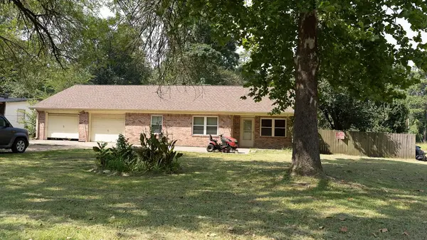 325 Pine Harbor Drive, Onalaska, TX 77360