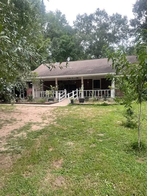 877 Fm 2665, Goodrich, TX 77335