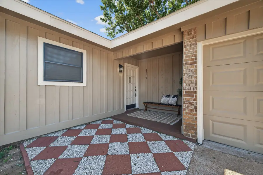 4526 N Heron Drive, Seabrook, TX 77586 - Image #3