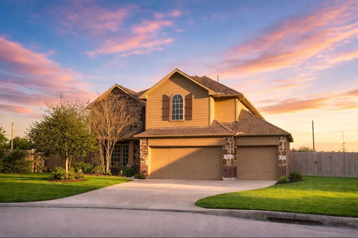 8606 Morning Dove Lane, Baytown, TX 77521 - #1