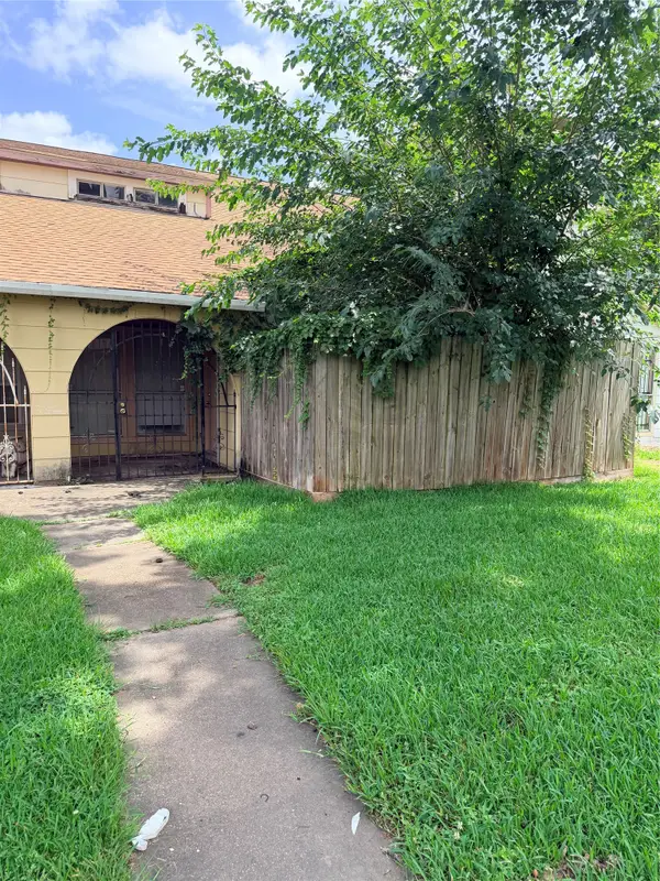 12246 Wild Pine Drive #C, Houston, TX 77039