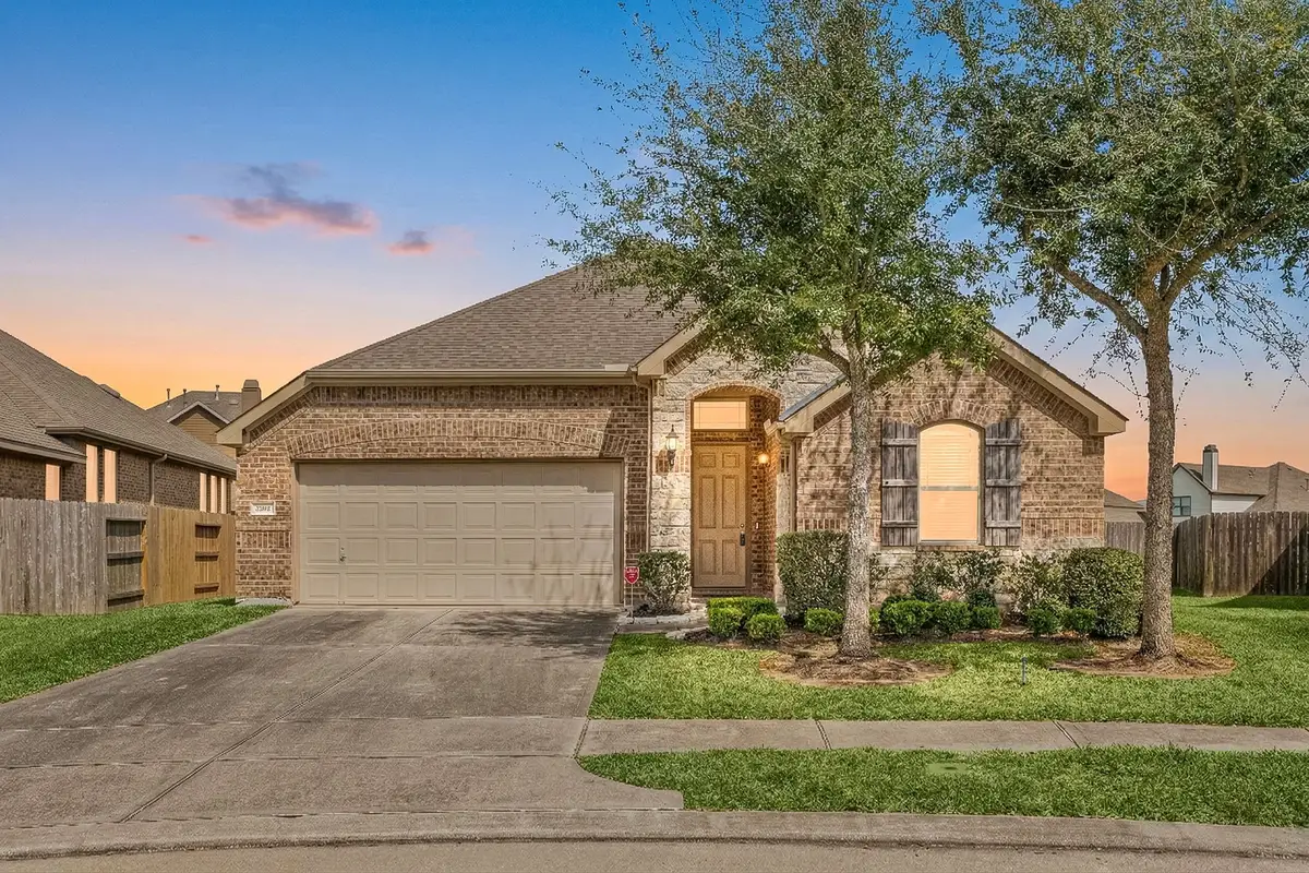 6200 Glenn Hills Lane, League City, TX 77573 - #1