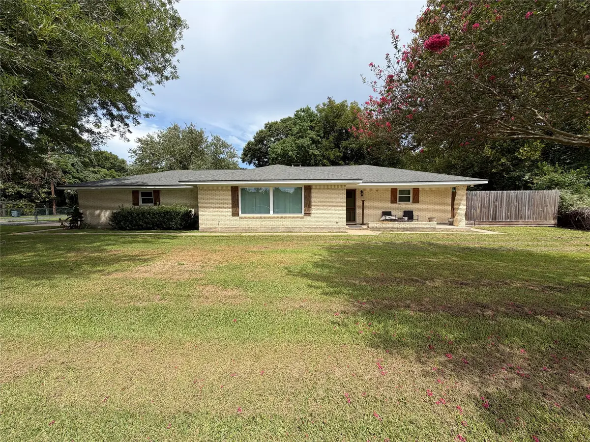 2004 9th Street, High Island, TX 77623 - #1