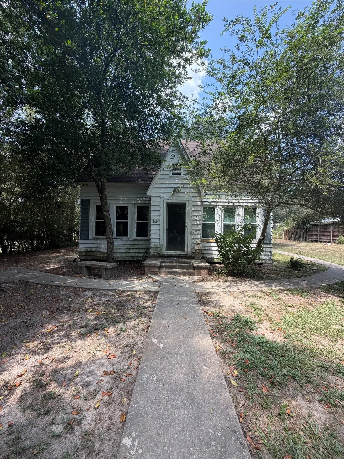 209 Sutton Street, Woodville, TX 75979 - #1