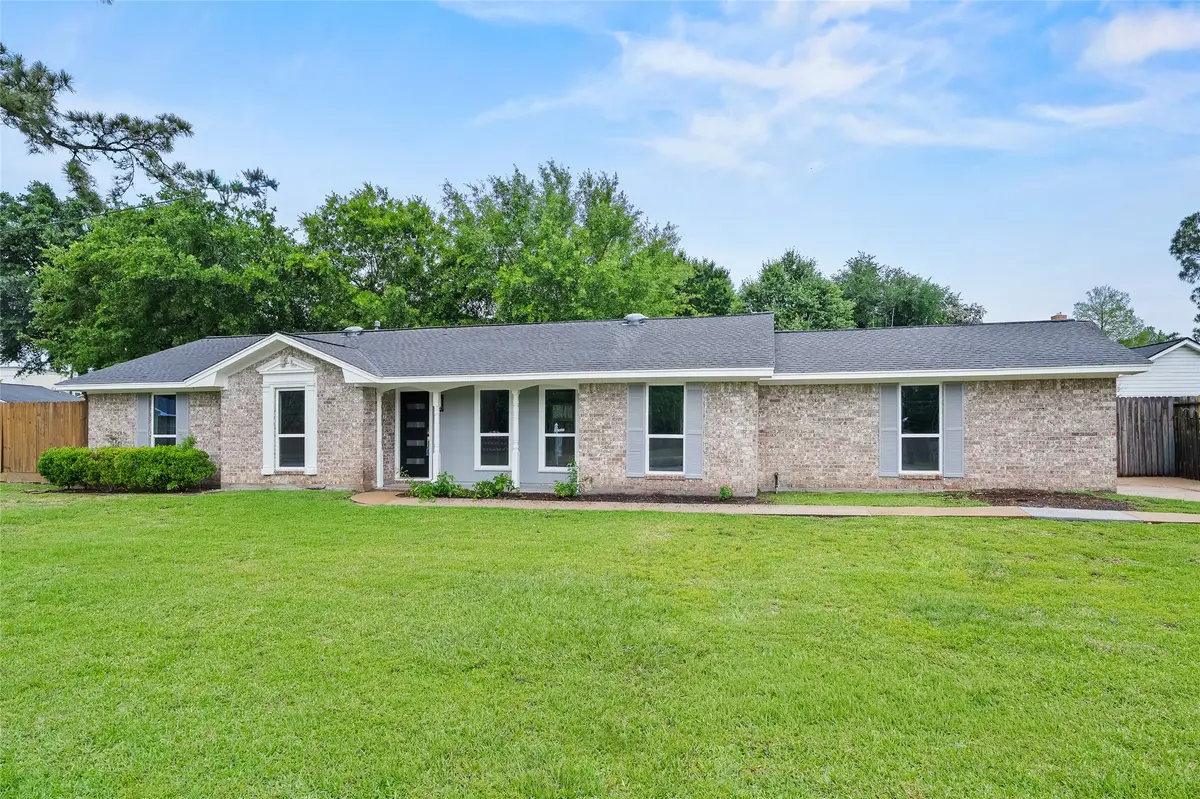 6646 Bayou View Drive, Houston, TX 77091 - #1