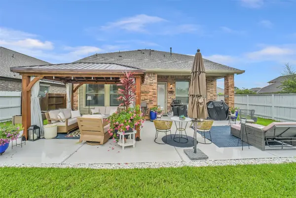 19210 Charisma Rose Lane, Tomball, TX 77377
