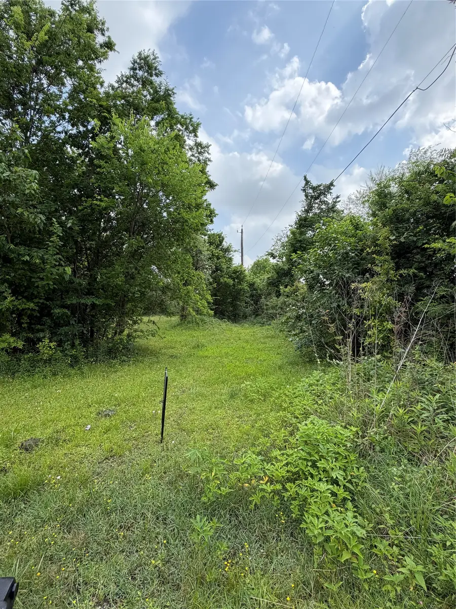 0 St Louis, Houston, TX 77028 - #3
