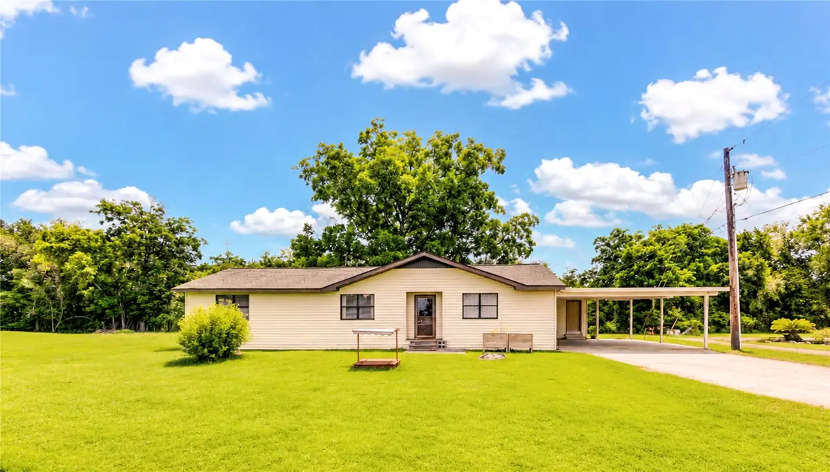 3907 Avenue J, Santa Fe, TX 77510 - #1