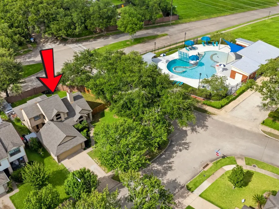3535 Greenwood Drive, Sugar Land, TX 77478 - #2