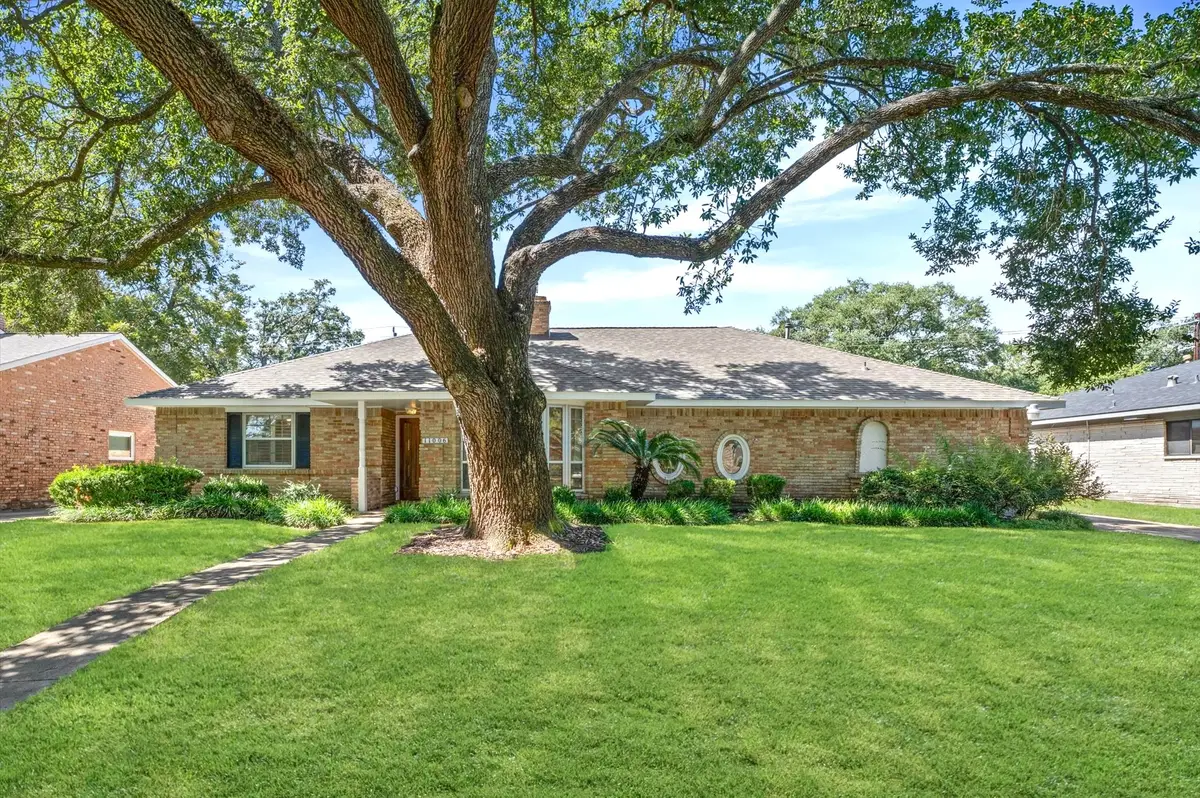 11006 Ashcroft Drive, Houston, TX 77096 - #1