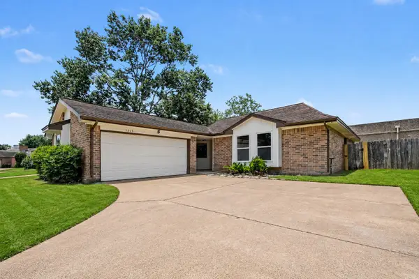 1915 Fernspray Lane, Houston, TX 77084