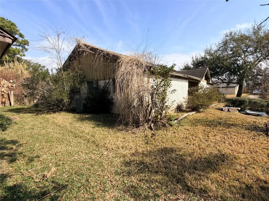 3400 Coachlight Lane, Baytown, TX 77521 - #2