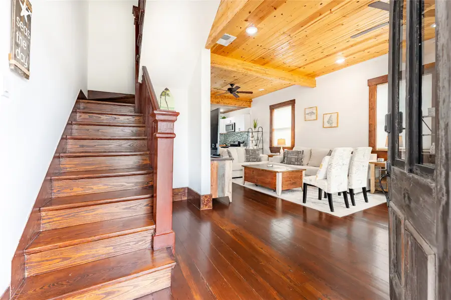 1828 Ursuline Street, Galveston, TX 77550 - Image #2