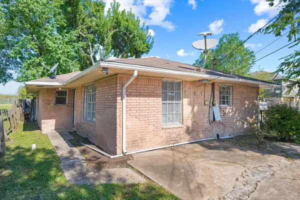 3218 5th Street, Stafford, TX 77477