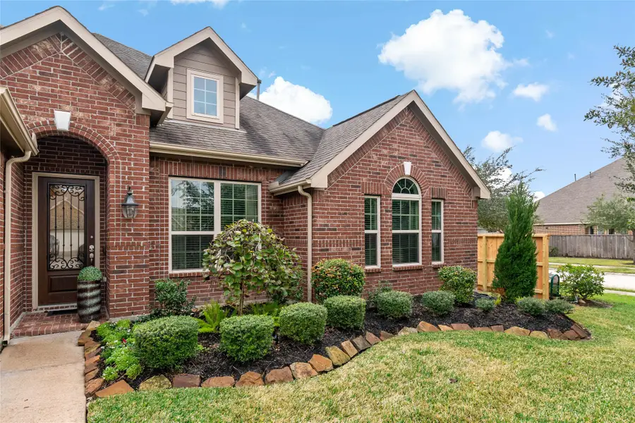 5310 Savannah Bend Drive, Rosharon, TX 77583 - Image #2