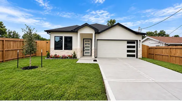7012 Duan Street, Houston, TX 77022