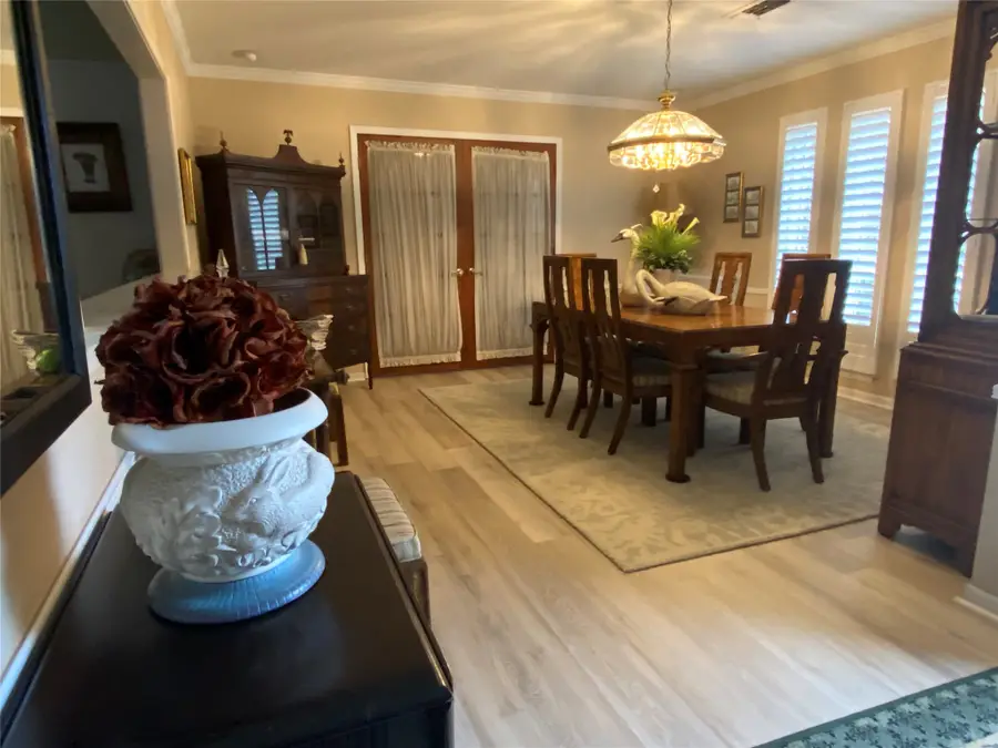 520 Sycamore Street, Lake Jackson, TX 77566 - #3