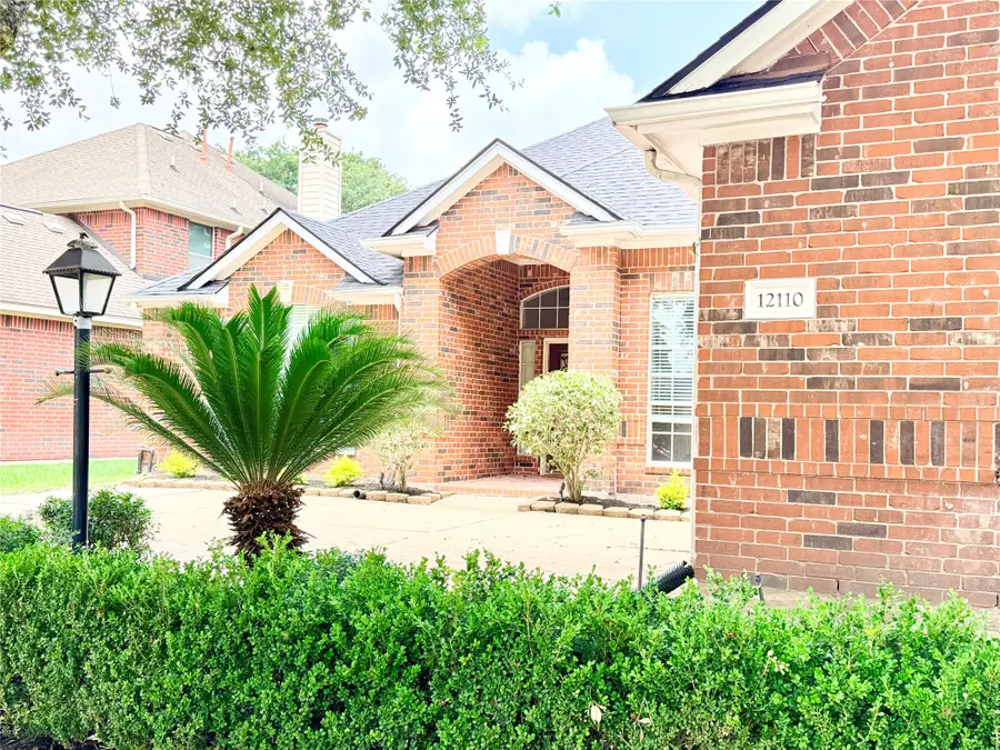 12110 Shadowpoint Drive, Houston, TX 77082 - #3