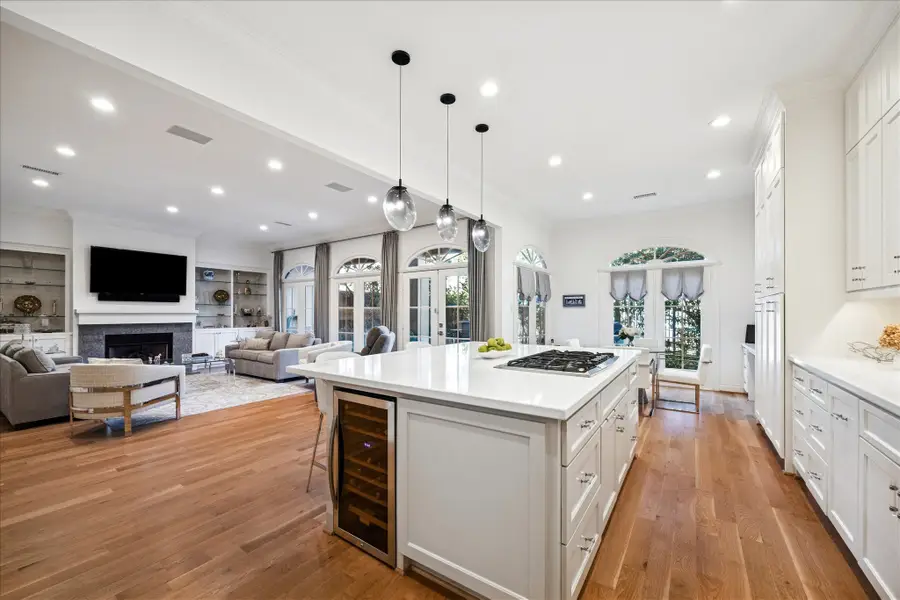 5706 Indian Bluff, Houston, TX 77057 - Image #3