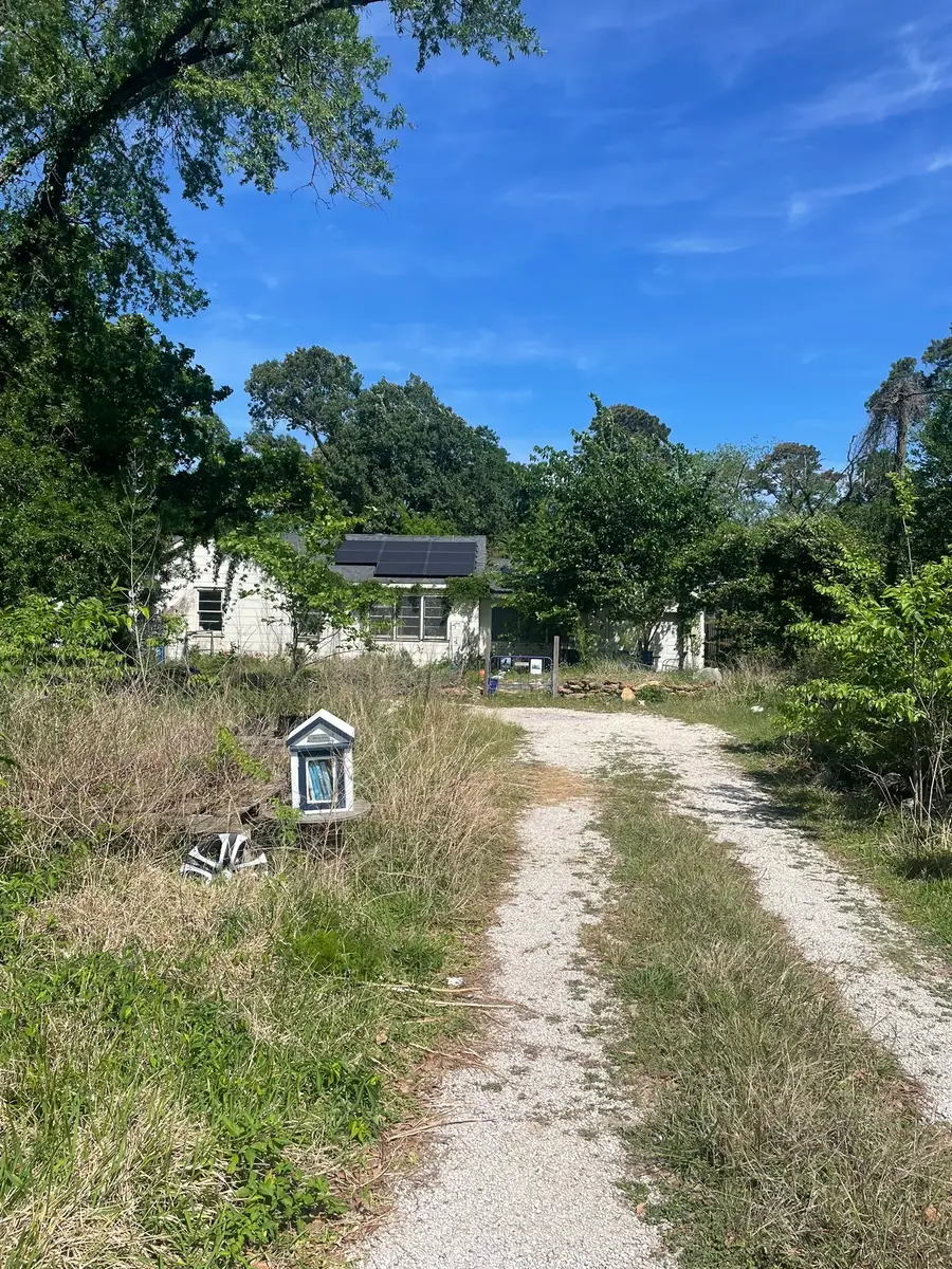 15627 S Brentwood Street, Channelview, TX 77530 - #3