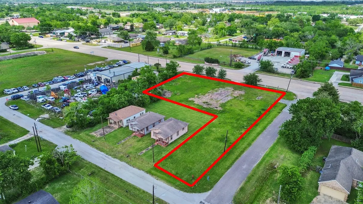 2020 Highway 3, Dickinson, TX 77539 - #1