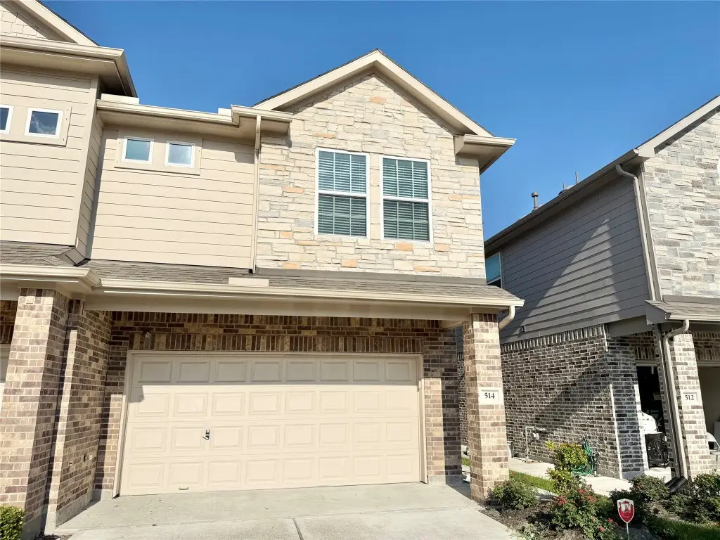 514 N 6th Street, La Porte, TX 77571 - #1