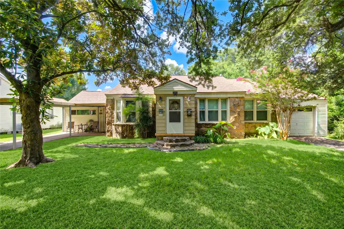 2206 Oaklawn Drive, La Marque, TX 77568 - #1