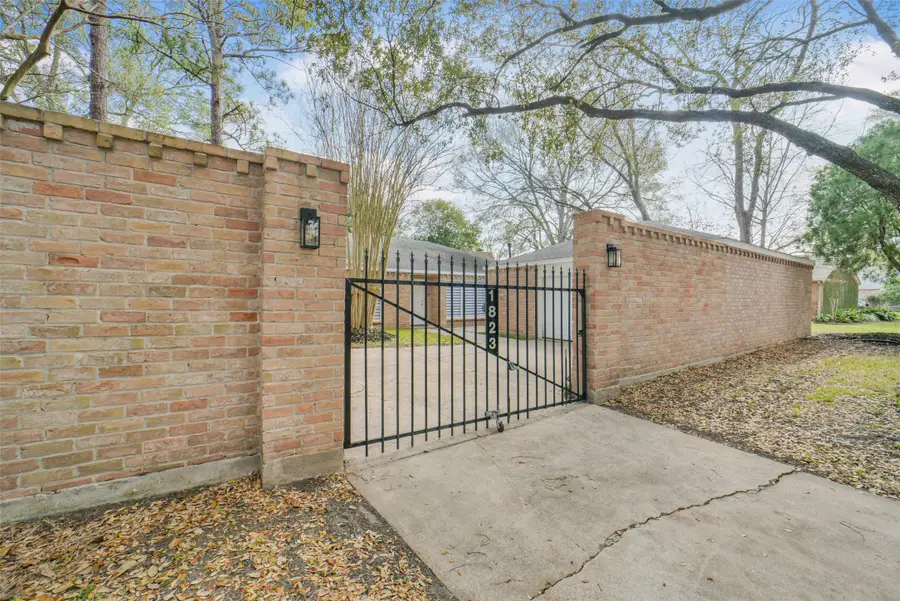 1823 Cherry Bend Drive, Houston, TX 77077 - #2