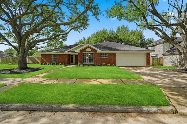 16203 Canario Drive, Houston, TX 77083