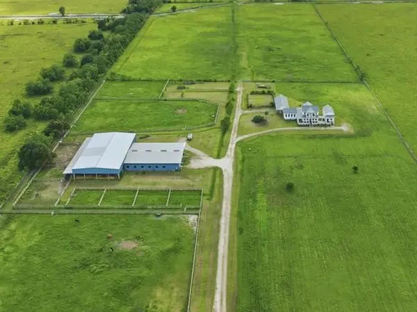 105 Big Woods Road, Vinton, LA 70668
