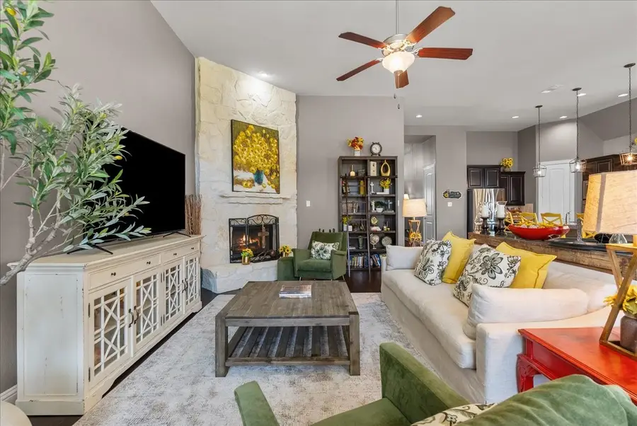 3054 Tradinghouse Creek Lane, League City, TX 77573 - Image #3