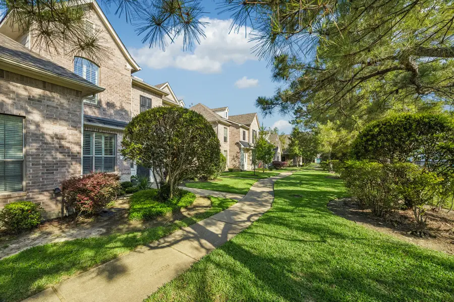 2402 Clippers Square, Houston, TX 77058 - #2