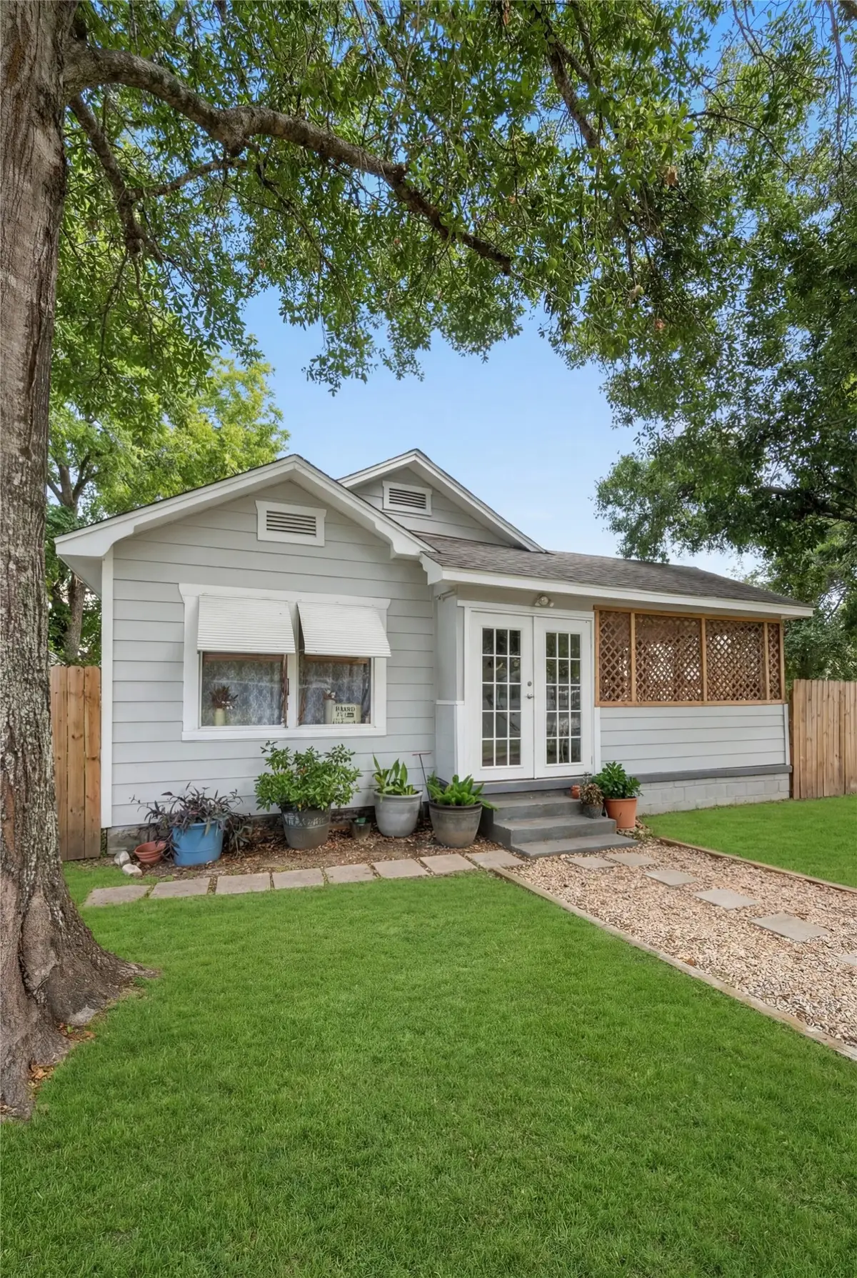 511 S Winfree Street, Dayton, TX 77535 - #1