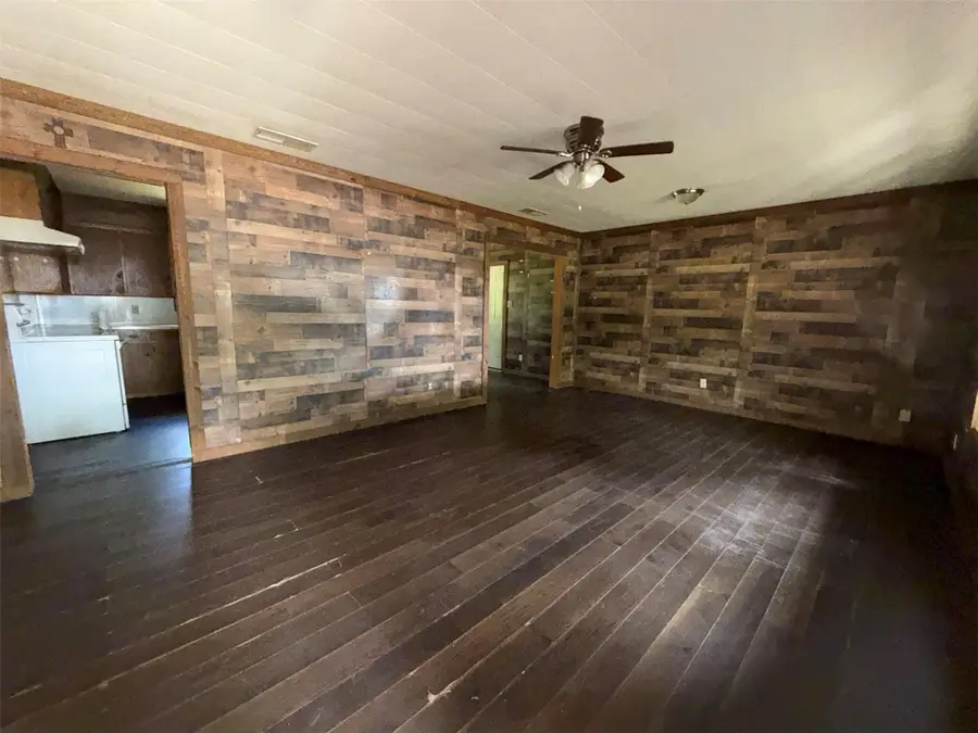 637 S Meyer Street, La Grange, TX 78945 - #2