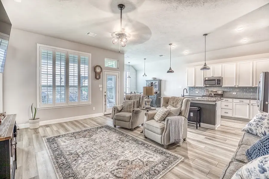 2001 Vineyard Pass, Brenham, TX 77833 - #3