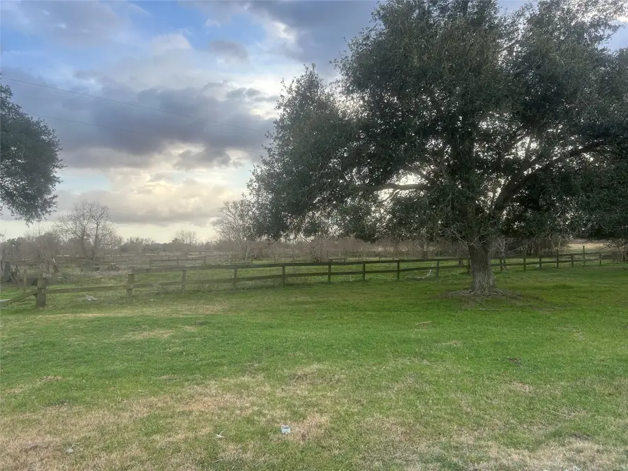 300 Fremont Lane, Brookshire, TX 77423 - Image #3